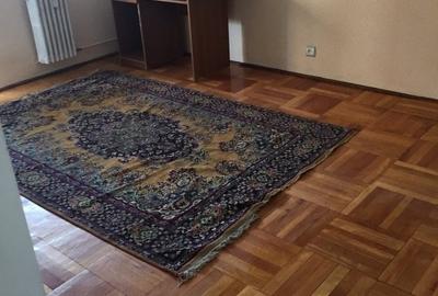 Inchiriez apartament zona Garii - 1