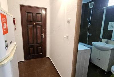 Garsonieră semidecomandată în Girocului