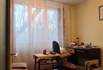 Ap. 3 camere decomandat, etaj 1, Tiglina 1 - 3