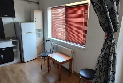 Garsoniera mansarda Poarta 6 - 1