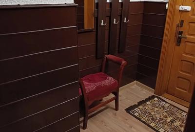 Inchiriez apartament 3 cam - 4