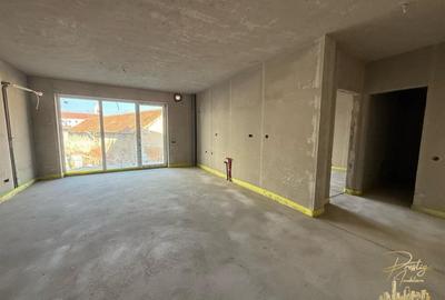 Apartament cu 2 camere semidecomandat în Cetății - 2