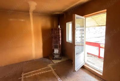 Apartament cu 2 camere decomandat în Central - 2