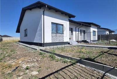 Casă cu 3 camere în Moșnița Veche - 2