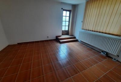 VANZARE CASA SOS. ALEXANDRIEI VISAVIS DE PENITENCIARUL RAHOVA - 19