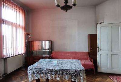 Spațiu comercial, de 92 mp, în Semicentral - 9