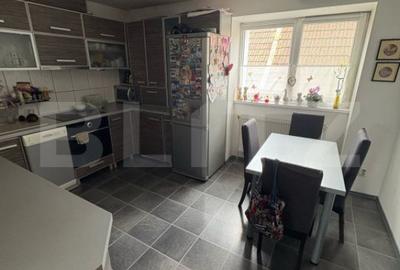 Casă cu 5 camere cu Teren 700 Mp în Central - 11