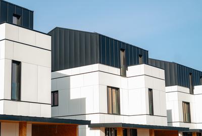 VILA INDIVIDUALA CU PISCINA - CORBEANCA - LANGA PADURE - COMISION 0% - 8