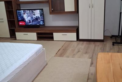 Garsonieră decomandată, mobilată în Central