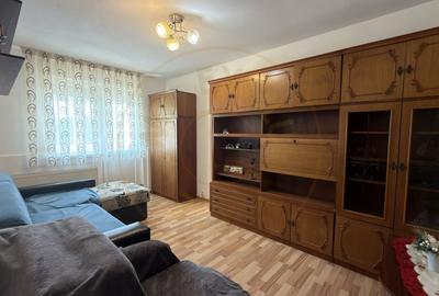 Apartament cu 2 camere semidecomandat, mobilat în Carei - 2