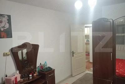 Apartament cu 2 camere decomandat, mobilat în Micro 6 - 7