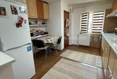 Apartament cu 4 camere decomandat în Ultracentral