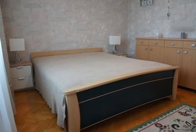 Apartament cu 3 camere decomandat în Vitan - 1