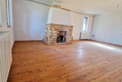 Casă cu 6 camere în Breaza de Sus - 9