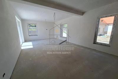 0% COMISION 3 Case individuale, 199 mp utili, teren 533 mp, sat Gheorgheni - 12