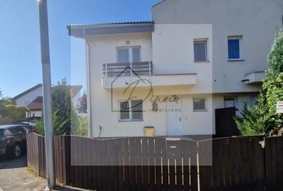 Casă cu 3 camere cu Canalizare în Central - 11