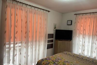 Apartament cu 2 camere decomandat în Tractorul - 7