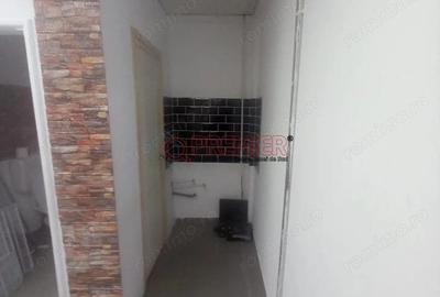 Dristor - Ramnicu Valcea - Spatiu Comercial 40 mp - 4