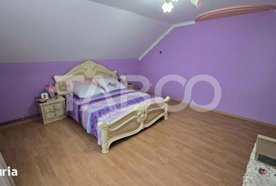 Casă cu 4 camere cu Teren 845 Mp în Roșia - 10