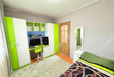 Apartament cu 3 camere decomandate 63 mp utili camara si debara - 6