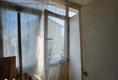 Apartament cu 2 camere nedecomandat în Mioriței - 12