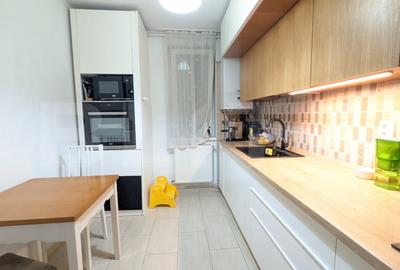 Apartament 3 camere decomandate, etaj 1, cu garaj, zona Mercur, COMISION 0 - 6