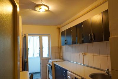 Apartament cu 4 camere decomandat în P-ța Mihai Viteazu - 1