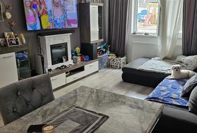 Apartament cu 3 camere decomandat în Roșu - 6