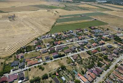 Loc de casa in Sanleani 402 mp - 5