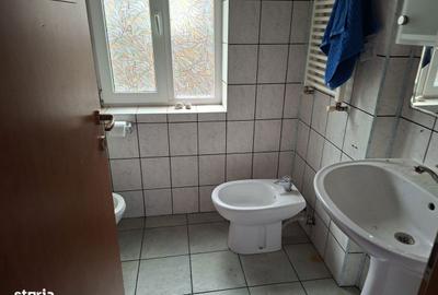 Casă cu 4 camere cu Teren 234 Mp în Central - 13