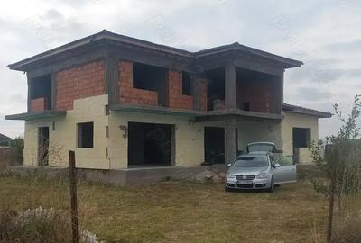 Se vanzare casa Spataru - 3