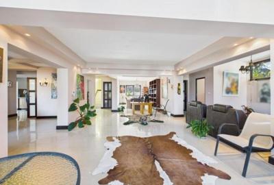 Breaza Vila eleganta P 1 M, teren 610mp - 1