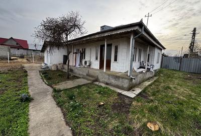 Casă cu 3 camere în Tulucești - 1