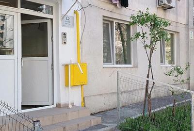 Apartament cu 2 camere decomandat în Micro 19 - 2