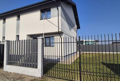 Casă cu 4 camere în Clinceni - 14