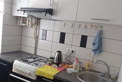 De inchiriat garsoniera str.Ploiesti - 2