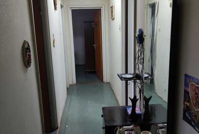 Apartament cu 4 camere decomandat în Berceni - 3