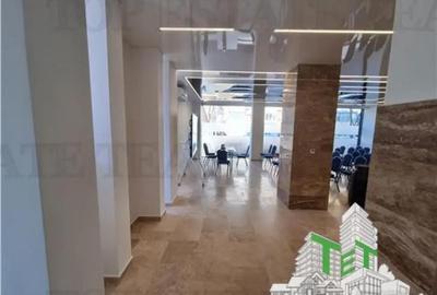 Spațiu comercial, de 633 mp, în Central - 7