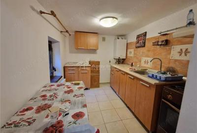 Casa pe sol,pretabila - cabinet, gradinita, locuinta - Liceul Fratii Buzesti - 5