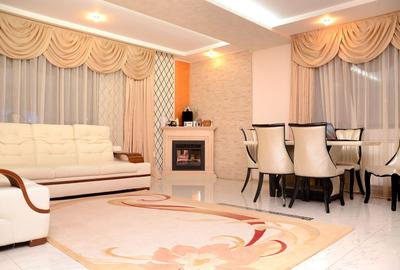 Casă individuală cu 7 camere cu Teren 500 Mp în Micro 17 - 1