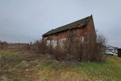 Casă cu 1 camere cu Teren 1798 Mp în Ciumeghiu - 4