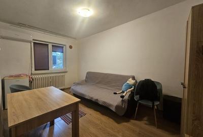 Garsoniera renovat ultracentral -Piata Alba Iulia -Matei Basarab - 1