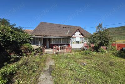 Vand casa la ?ara - 1