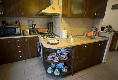 Apartament cu 4 camere decomandat în 9 Mai - 19