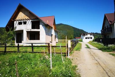 Vilă spațioasă cu vedere panoramică spre Lacul Bâtca Doamnei – Viișoara, Neam - 6