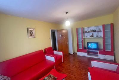 Inchiriere apartament 2 camere Auchan Vitan - 1