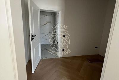 Casă cu 4 camere cu Teren 500 Mp în Central - 7