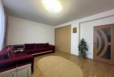 Apartament cu 3 camere decomandat în Cantacuzino - 2
