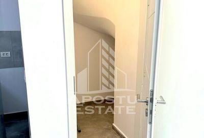 Triplex cu 3 camere,2 bai,mobilat si utilat,Dumbravita - 8