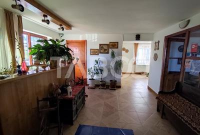 EXCLUSIVITATE! Pensiune 9 camere 615 mpu 3600 mp teren in Fantanele - 11